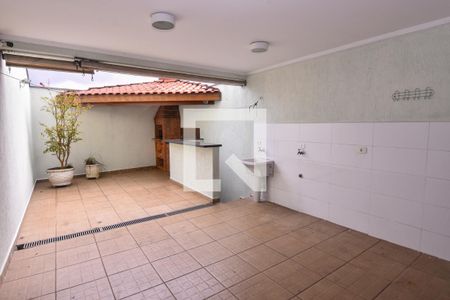 Casa à venda com 318m², 3 quartos e 4 vagas Casa à venda com 318m², 3 quartos e 4 vagasÁrea de Serviço