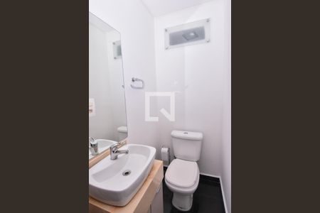 Casa à venda com 318m², 3 quartos e 4 vagas Casa à venda com 318m², 3 quartos e 4 vagasLavabo