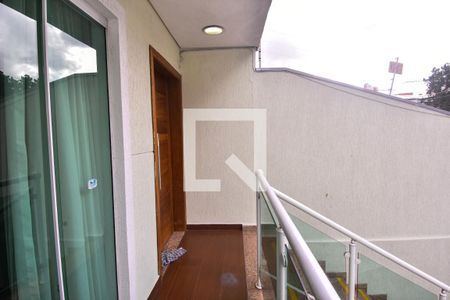 Casa à venda com 318m², 3 quartos e 4 vagas Casa à venda com 318m², 3 quartos e 4 vagasEntrada