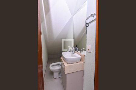 Casa à venda com 318m², 3 quartos e 4 vagas Casa à venda com 318m², 3 quartos e 4 vagasLavabo