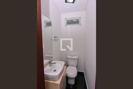 Casa à venda com 318m², 3 quartos e 4 vagas Casa à venda com 318m², 3 quartos e 4 vagasLavabo