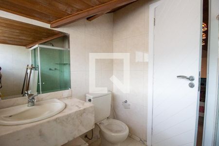 Casa de condomínio à venda com 540m², 4 quartos e sem vaga Casa de condomínio à venda com 540m², 4 quartos e sem vagaBanheiro do Sotão