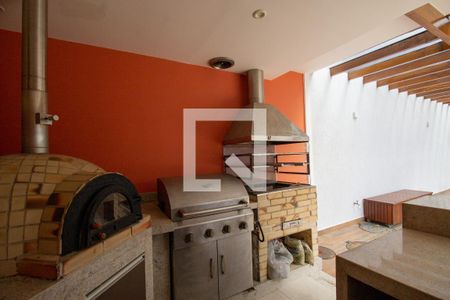 Casa de condomínio à venda com 540m², 4 quartos e sem vaga Casa de condomínio à venda com 540m², 4 quartos e sem vagaChurrasqueira