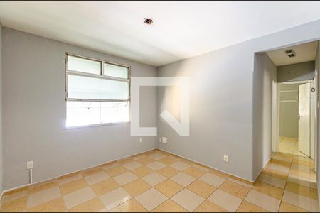 Sala de Apartamento com 3 quartos, 77m² Fonseca