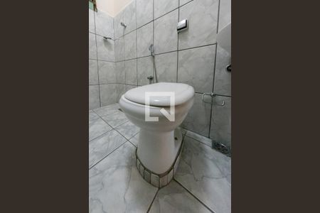 Casa à venda com 180m², 3 quartos e 3 vagasBanheiro Social