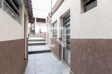 Casa para alugar com 42m², 1 quarto e sem vaga Casa para alugar com 42m², 1 quarto e sem vagaCorredor - Entrada
