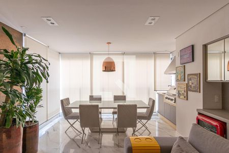 Sala de apartamento para alugar com 2 quartos, 76m² em Moema, São Paulo