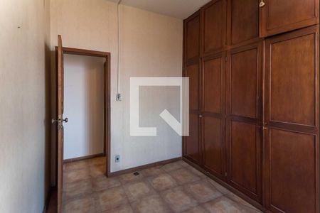 Apartamento à venda com 115m², 3 quartos e 1 vagaQuarto 2