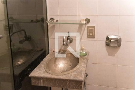 Apartamento à venda com 115m², 3 quartos e 1 vagaBanheiro social 2