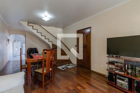 Sala de casa para alugar com 3 quartos, 300m² em Parque Fongaro, São Paulo