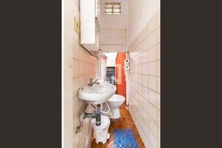 Casa à venda com 240m², 4 quartos e 3 vagasQuintal - Banheiro