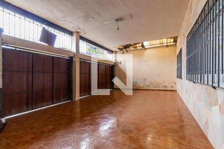 Casa à venda com 240m², 4 quartos e 3 vagasGaragem