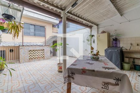 Casa à venda com 240m², 4 quartos e 3 vagasQuintal