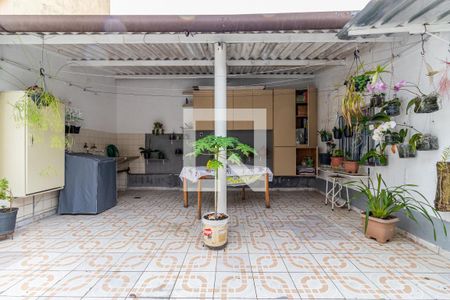 Casa à venda com 240m², 4 quartos e 3 vagasQuintal