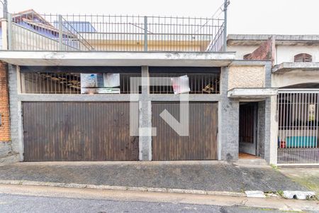 Casa à venda com 240m², 4 quartos e 3 vagasFachada da Casa
