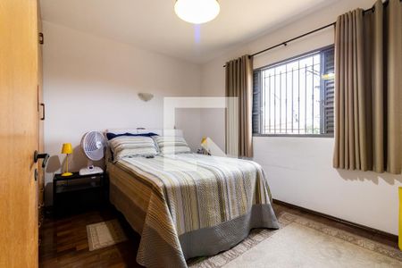 Casa à venda com 240m², 4 quartos e 3 vagasQuarto 4 - Suíte