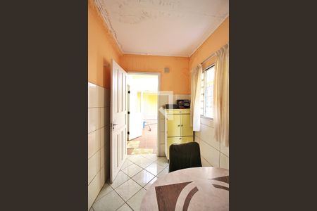 Casa à venda com 219m², 4 quartos e 3 vagasQuarto de Serviço