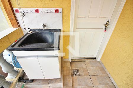 Casa à venda com 219m², 4 quartos e 3 vagasLavanderia Casa 3