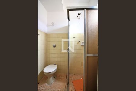 Casa à venda com 219m², 4 quartos e 3 vagasBanheiro Social Casa 2