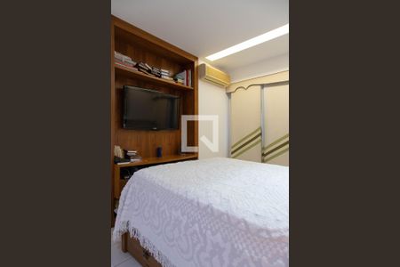 Apartamento para alugar com 90m², 3 quartos e 2 vagas Apartamento para alugar com 90m², 3 quartos e 2 vagasSuíte