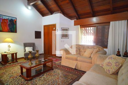 Sala de casa à venda com 3 quartos, 390m² em Boa Vista, Porto Alegre