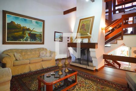 Sala de casa à venda com 3 quartos, 390m² em Boa Vista, Porto Alegre