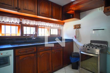 Casa à venda com 390m², 3 quartos e 2 vagasCozinha