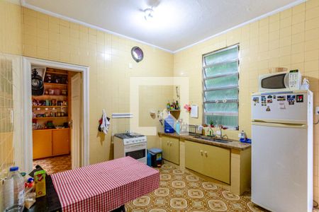 Casa à venda com 240m², 5 quartos e 3 vagas Casa à venda com 240m², 5 quartos e 3 vagasCozinha