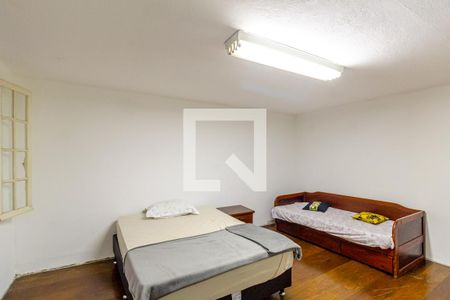 Casa à venda com 240m², 5 quartos e 3 vagas Casa à venda com 240m², 5 quartos e 3 vagasQuarto 5