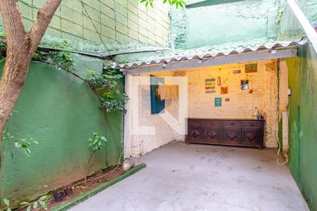 Casa à venda com 240m², 5 quartos e 3 vagas Casa à venda com 240m², 5 quartos e 3 vagasLavanderia