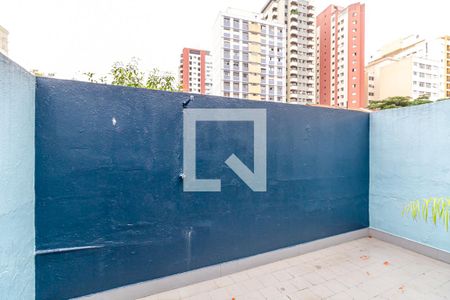 Casa à venda com 240m², 5 quartos e 3 vagas Casa à venda com 240m², 5 quartos e 3 vagasTerraço superior