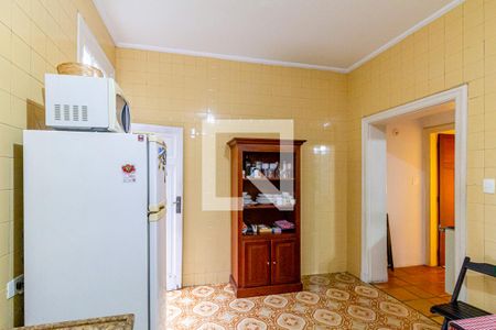 Casa à venda com 240m², 5 quartos e 3 vagas Casa à venda com 240m², 5 quartos e 3 vagasCozinha