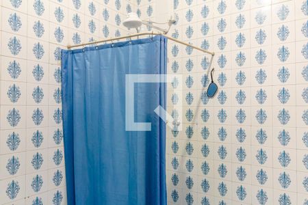 Casa à venda com 240m², 5 quartos e 3 vagas Casa à venda com 240m², 5 quartos e 3 vagasBanheiro 1