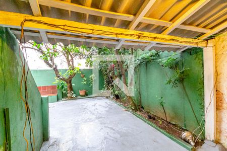 Casa à venda com 240m², 5 quartos e 3 vagas Casa à venda com 240m², 5 quartos e 3 vagasLavanderia