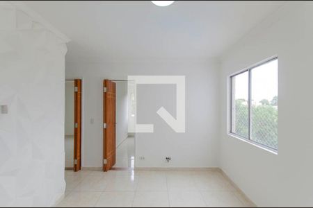 Sala de apartamento para alugar com 2 quartos, 52m² em Vila Marieta, São Paulo