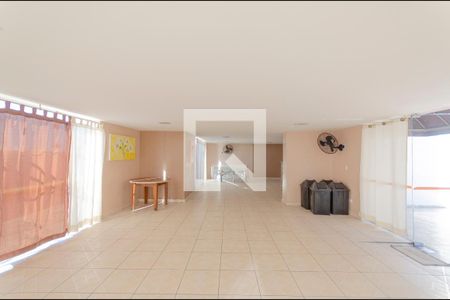 Apartamento para alugar com 52m², 2 quartos e 1 vagaÁrea Comum - Salão de Festas