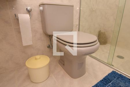 Apartamento para alugar com 276m², 3 quartos e 1 vaga Apartamento para alugar com 276m², 3 quartos e 1 vagaBanheiro da Suíte 2