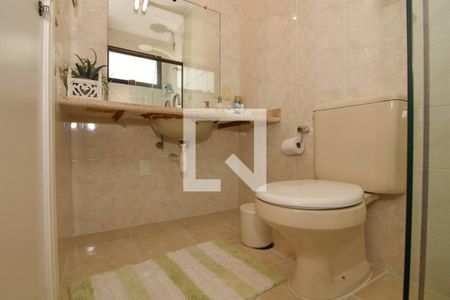 Apartamento para alugar com 276m², 3 quartos e 1 vaga Apartamento para alugar com 276m², 3 quartos e 1 vagaBanheiro da Suíte 1