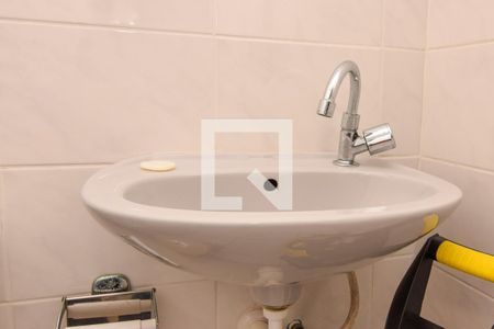 Apartamento para alugar com 276m², 3 quartos e 1 vaga Apartamento para alugar com 276m², 3 quartos e 1 vagaBanheiro Social