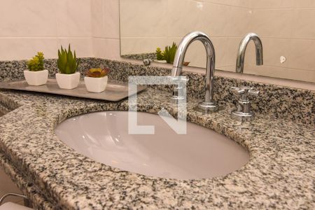 Apartamento para alugar com 276m², 3 quartos e 1 vaga Apartamento para alugar com 276m², 3 quartos e 1 vagaLavabo