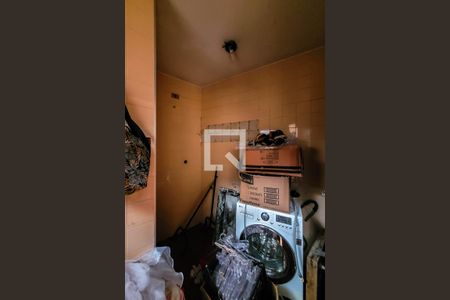 Casa à venda com 240m², 3 quartos e 5 vagas Casa à venda com 240m², 3 quartos e 5 vagasDespensa