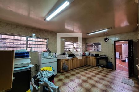 Casa à venda com 240m², 3 quartos e 5 vagas Casa à venda com 240m², 3 quartos e 5 vagasCozinha