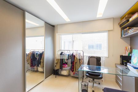 Casa de condomínio à venda com 128m², 3 quartos e 3 vagasSuíte 3