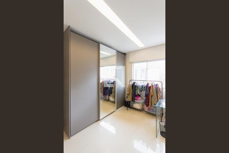 Casa de condomínio à venda com 128m², 3 quartos e 3 vagasSuíte 3