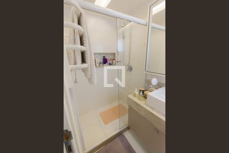 Casa de condomínio à venda com 128m², 3 quartos e 3 vagasBanheiro da Suíte 1