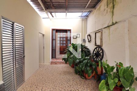 Casa à venda com 70m², 1 quarto e 1 vagaEntrada