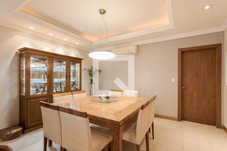 Apartamento à venda com 202m², 3 quartos e 2 vagasSala