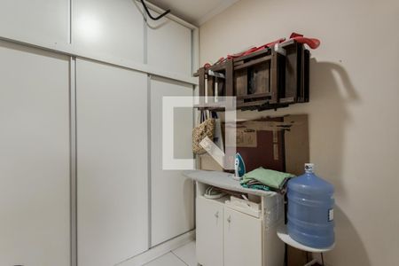 Apartamento à venda com 202m², 3 quartos e 2 vagasQuarto de Serviço