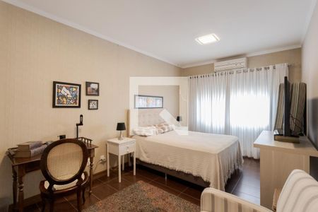 Quarto 1 de apartamento à venda com 3 quartos, 202m² em Vila Ipiranga, Porto Alegre