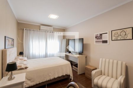 Quarto 1 de apartamento à venda com 3 quartos, 202m² em Vila Ipiranga, Porto Alegre